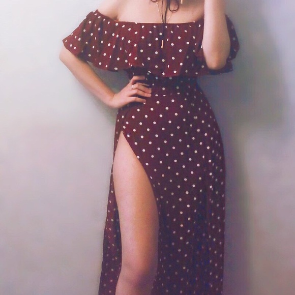 Off Shoulder Dotted Two Piece Set - Picture 5 of 6
